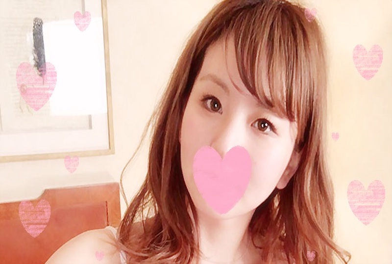FC2-843225 无许可中出 ，将精液射入为梦想献身的女孩的阴道内！！在痛苦中高潮和痉挛。 素人